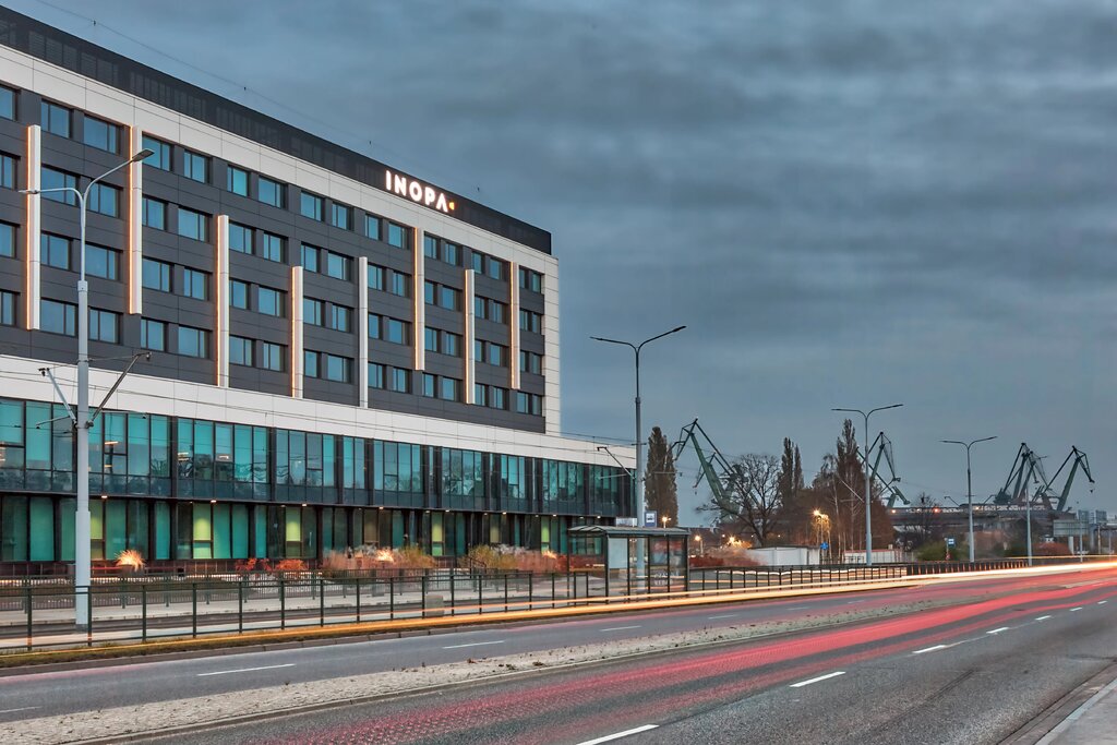 c200 HDR-4