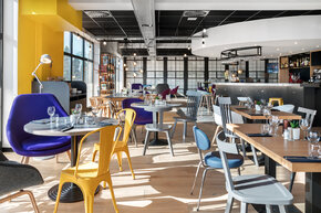 Hotel Campanile Katowice_restauracja.jpg