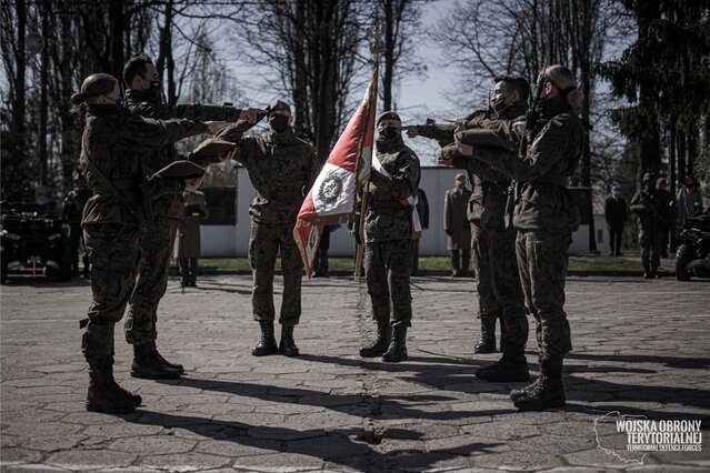 Przysięga wojskowa w 5 Mazowieckiej Brygadzie OT 