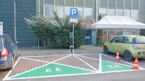 GreenWay Polska uruchamia dwadzieścia miejskich punktów ładowania samochodów elektrycznych w dziesięciu lokalizacjach w Katowicach.