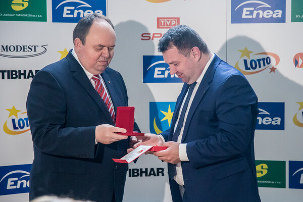 Enea gratuluje zwycięskiego sezonu 30-krotnym Mistrzyniom Polski w tenisie stołowym (2)