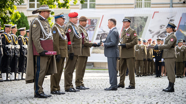 Wyróżnienia z okazji Święta Wojska Polskiego