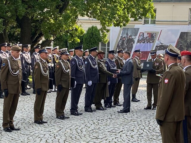 Wyróżnienia z okazji Święta Wojska Polskiego