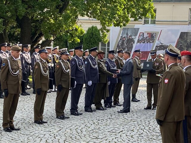 Wyróżnienia z okazji Święta Wojska Polskiego