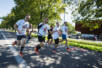 Enea czwarty raz dodała energii biegaczom Poland Business Run (1)