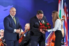 KGHM z nagrodą Firma Roku Forum Ekonomicznego w Karpaczu (3).jpg