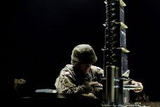 2LBOT_maszty oświetleniowe_3.jpg