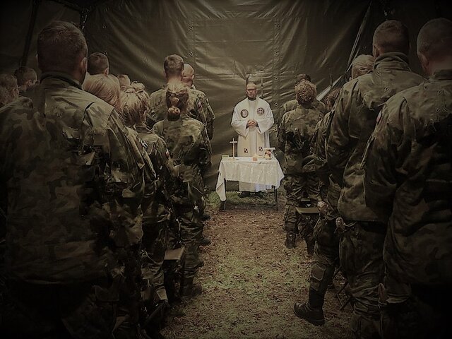 Msza św  za żołnierzy i funkcjonariuszy