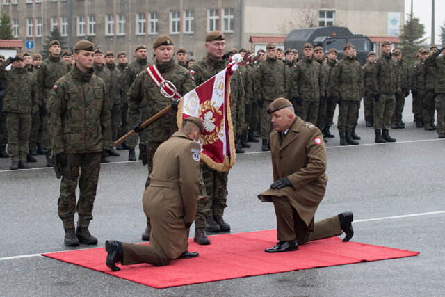 Uroczyste przekazanie obowiązków dowódcy 11 Małopolskiej Brygady OT.