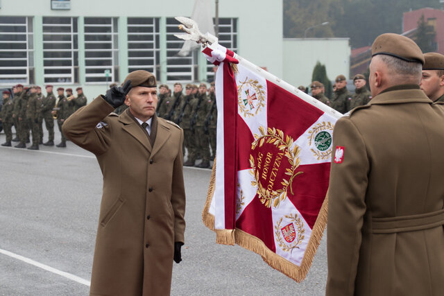  Uroczyste przekazanie obowiązków dowódcy 11 Małopolskiej Brygady OT.