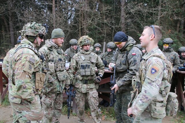 Suwalscy terytorialsi na szkoleniu z sojusznikami z NATO