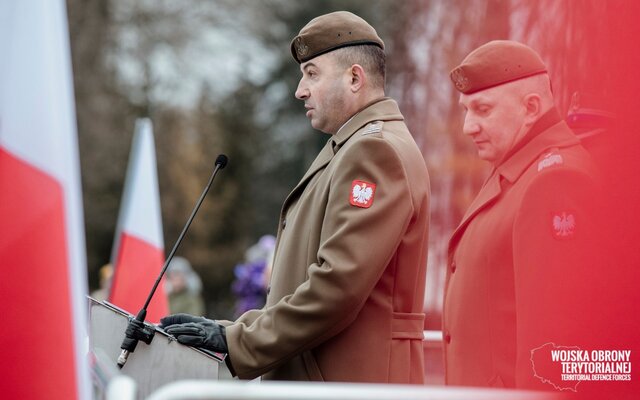 Przysięga, promocja i wręczenie Chorągwi WP dla 2 LBOT