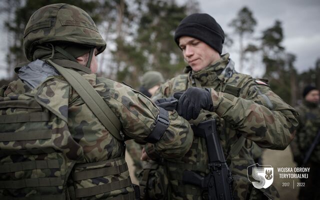 Trening strzelecki terytorialsów z Kujawsko-Pomorskiego