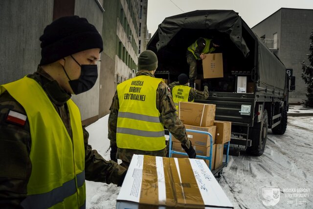 Terytorialsi i medycy ślą pomoc dla swoich ukraińskich odpowiedników.