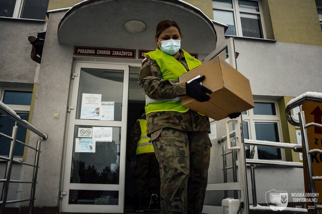 Terytorialsi i medycy ślą pomoc dla swoich ukraińskich odpowiedników.