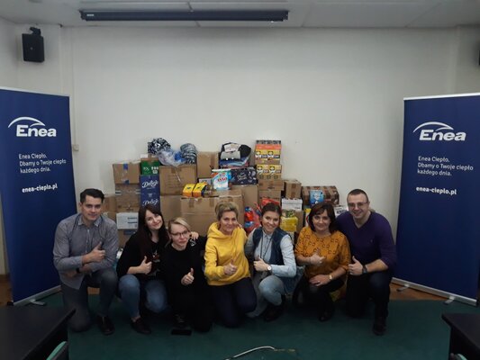 Pracownicy Grupy Enea uzbierali blisko 12 ton darów dla uchodźców (5)