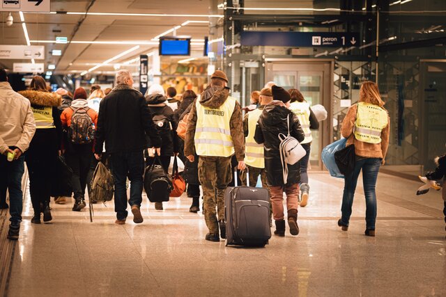 Żołnierze 9ŁBOT pomagają instytucjom i podmiotom odpowiedzialnym za przyjęcie uchodźców