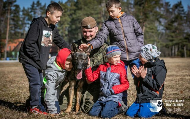 Psie wsparcie dla dzieci z Ukrainy