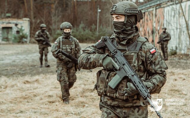 Książenice. Szkolenie podstawowe nowych żołnierzy 6 Mazowieckiej Brygady OT.