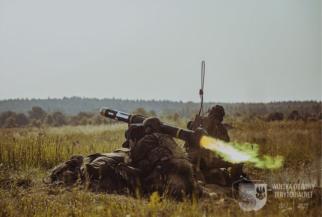 Terytorialsi szkolą się z obsługi wyrzutni JAVELIN