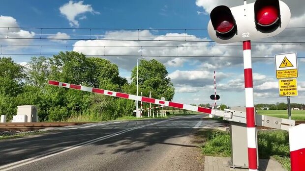 Budimex zakończył prace związane z przebudową układów torowych wraz z infrastrukturą towarzyszącą na linii kolejowej E-59 na odcinku Rokietnica – Wronki. odcinek o długości 35,14 km jest częścią linii kolejowej relacji Poznań Główny – Szczecin Główny. Inwestorem kontraktu są PKP Polskie Linie Kolejowe SA.