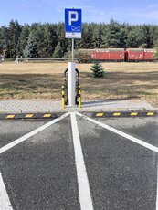 Nowe stacje ładowania pojazdów elektrycznych w Hucie Miedzi Cedynia (2).jpg