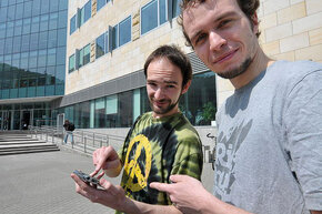 Autorzy modułu e-GIT, od lewej: Piotr Kwasiżur i Adam Blokus, fot. K. Krzempek