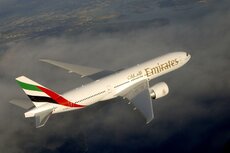 emiratesboeing777-200lr-3-2.jpg