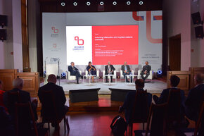 Pierwszy panel ekspercki. Fot. Krzysztof Krzempek / Politechnika Gdańska