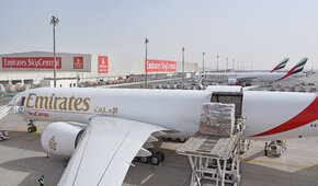 emiratesskycargo777-f.jpg