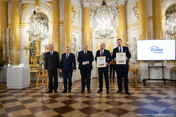 Fundacja Enea wsparła zakup dzieł sztuki dla Zamku Królewskiego w Warszawie (1)