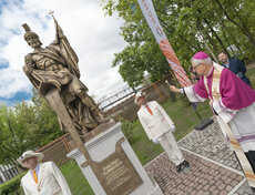 Pomnik Św_ Floriana Huta Miedzi Legnica (9).jpg