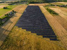 Żuki farma solarna PST (1).jpg