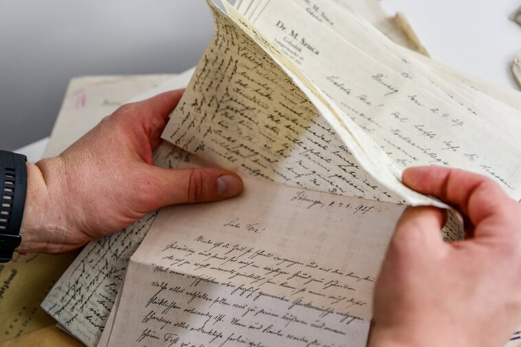 Listy Michała do Veroniki Szucy. Na zdjęciu list w języku niemieckim z 1927 roku. 