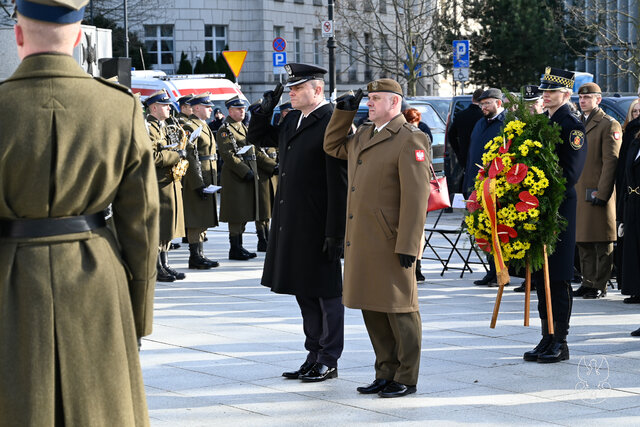 Chwała bohaterom! 82. rocznica powstania Armii Krajowej.