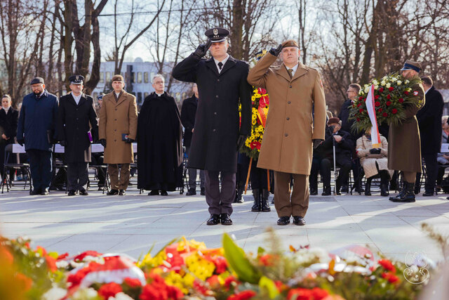 Chwała bohaterom! 82. rocznica powstania Armii Krajowej.