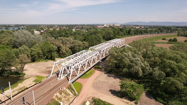 Most Kolejowy nad rzeką Wisłą w ciągu linii LK139 Piotr Krasucki