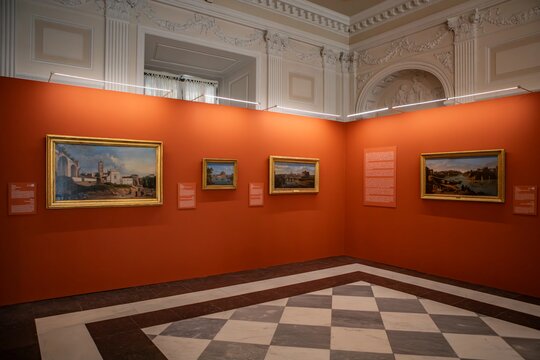 Temporary exhibition_Italian Views by van Wittel_fot.2_The Royal Castle in Warsaw
