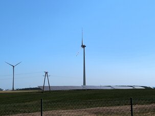 Hybrydowe OZE w Grupie Enea: nowa instalacja PV na terenie farmy wiatrowej  w Darżynie (1)