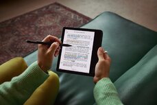 Kobo Libra Colour (3).jpg