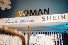 SHEIN_pop-up store_7.jpg