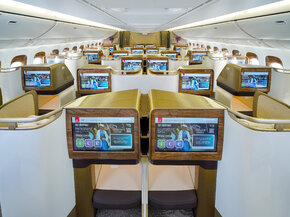 b777-businessclass-back.jpg