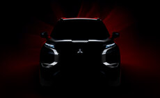 NOWE MITSUBISHI OUTLANDER PHEV.jpg