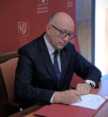 KGHM i Politechnika Wrocławska wzmacniają współpracę (3).jpg