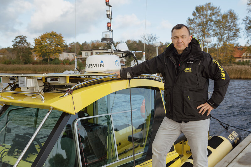 Kierownik projektu z Katedry Inżynierii Mikrofalowej i Antenowej na Wydziale Elektroniki, Telekomunikacji i Informatyki, koordynator Centrum Technologii Cyfrowych PG. Fot. Bartosz Bańka/PG