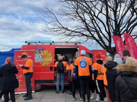 Pocztowy bus był oblegany przez uczestników 33. finału WOŚP 