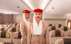 Cabin crew Emirates.jpg