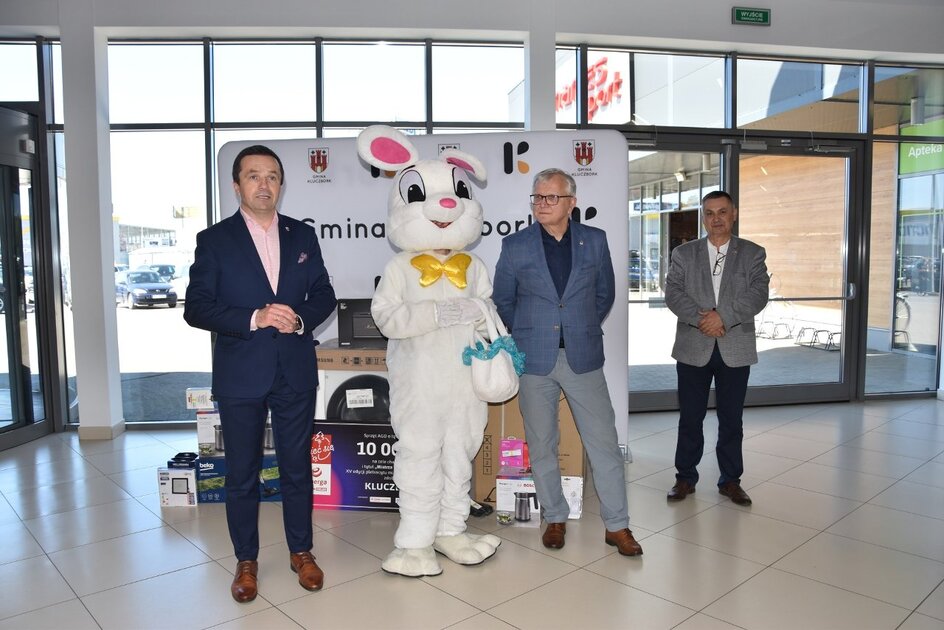 Nagrody dla Kluczborka za zajęcie I miejsca w plebiscycie „Świeć się z Energą” w województwie opolskim