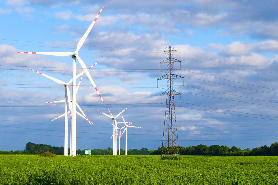 Energa Operator wychodzi naprzeciw wytwórcom OZE. Przyłączenia także na komercyjnych zasadach