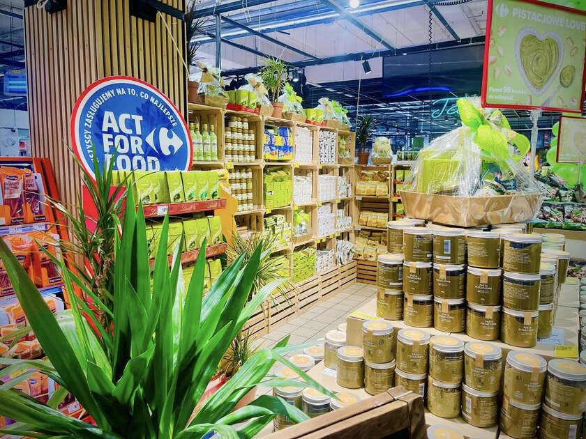Nie tylko dubajska czekolada – Carrefour rozszerza ofertę wyrobów pistacjowych do ponad 100 produktów